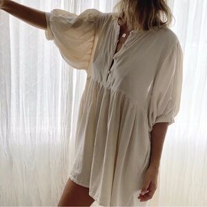 Avy & Co Linen Romper